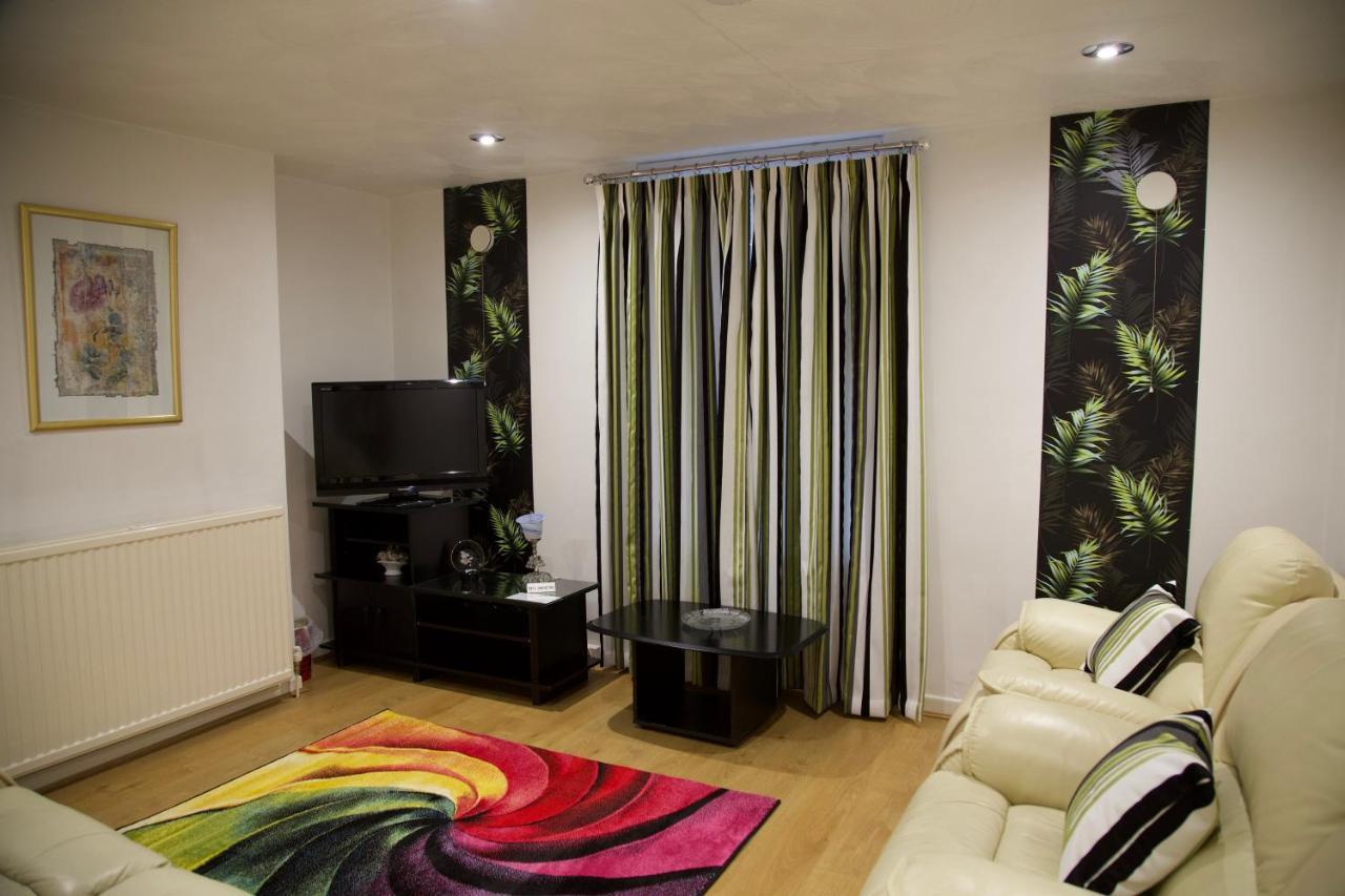 La Suisse Serviced Apartments Manchester Exterior foto